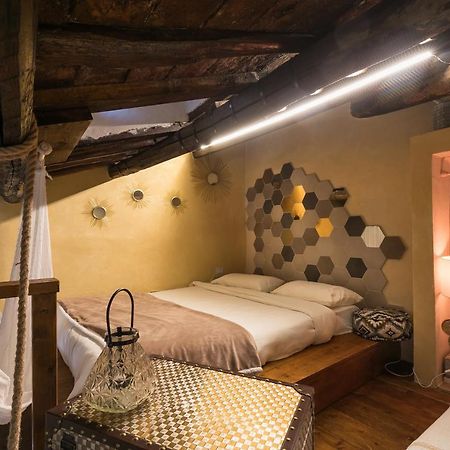Opera Suites - Le Mille E Una Notte Calcata Bagian luar foto